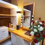Otel Deluxe House Glavatarski *